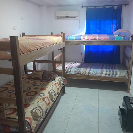 פאלומינו Hostal La Sierra Nevada מראה חיצוני תמונה