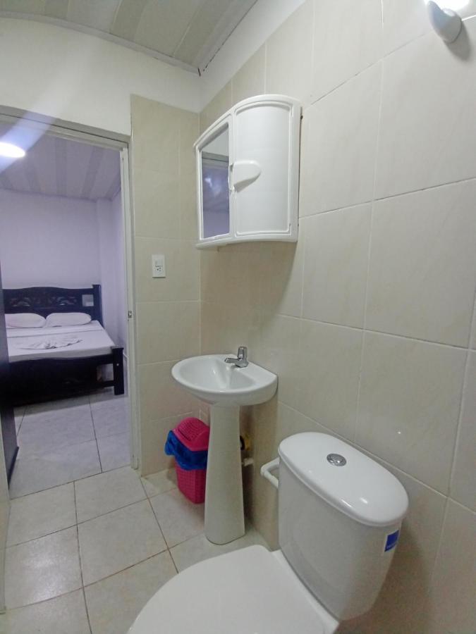 פאלומינו Hostal La Sierra Nevada מראה חיצוני תמונה